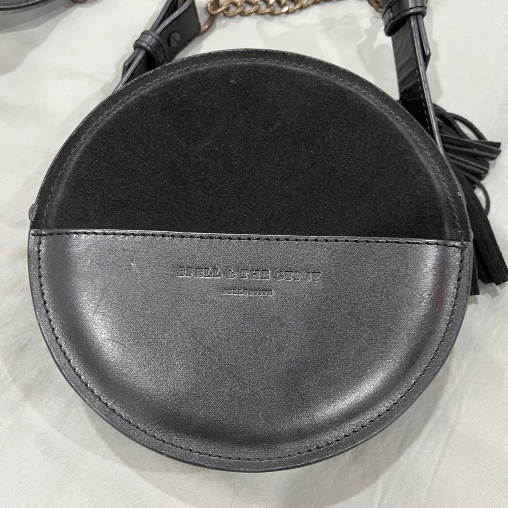 Spell crossbody purse - Picture 2 of 6